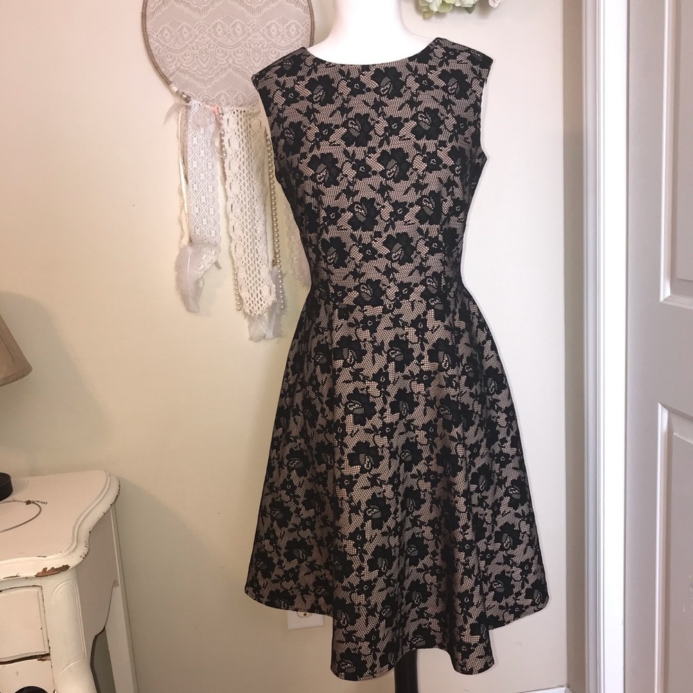 Tahari Black & Nude Crochet Lace Cocktail Dress - Picture 3 of 8